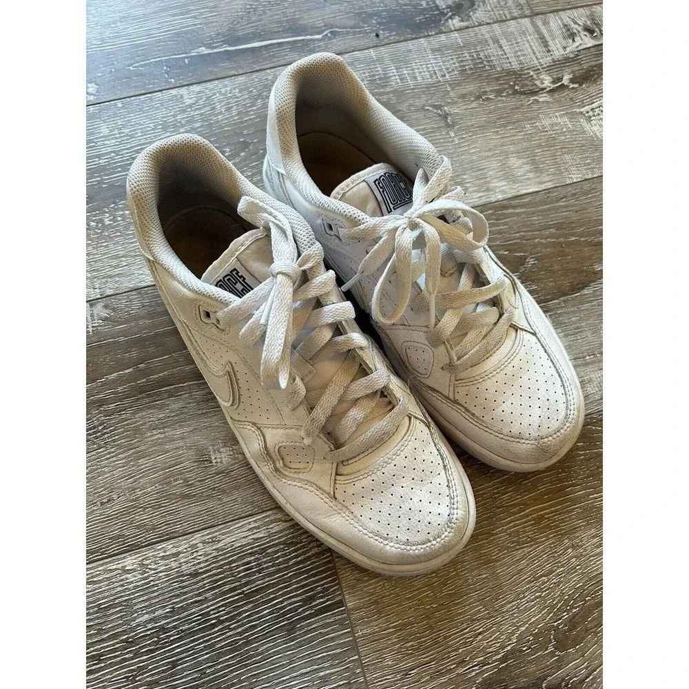 Nike Son Of Force(GS)Youth Triple White Low Top Sneakers Size 7Y